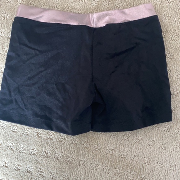 Girls dance biker shorts :) - Picture 2 of 2